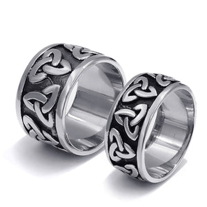 GUNGNEER Stainless Steel Black Celtic Knot Ring Band Jewelry Accessories Men Women