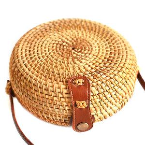 2TRIDENTS Circle Handwoven Rattan Bag - Crossbody Handbag For Any Occasions Such As Beach, Party, Shopping And Dating (18x8cm)