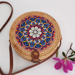2TRIDENTS Circle Handwoven Rattan Bag - Crossbody Handbag For Any Occasions Such As Beach, Party, Shopping And Dating (18x8cm)