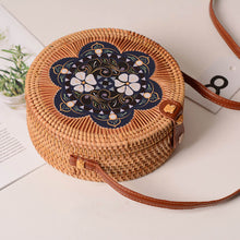 Load image into Gallery viewer, 2TRIDENTS Circle Handwoven Rattan Bag - Crossbody Handbag For Any Occasions Such As Beach, Party, Shopping And Dating (18x8cm)
