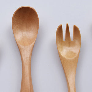 2TRIDENTS Eco-Friendly Wooden Spoon & Fork Set Wooden Flatware Set Non Slip Handle for Kids Essential Utensil Tableware