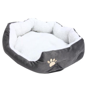 2TRIDENTS 50x40 cm/9.68x 5.75 inch Lambskin Dog Paw Pattern Pet's Nest Warm Washable Bed Sleeping Fleece Basket with Cushion for Puppy Dog Cat (M, Gray)