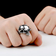Load image into Gallery viewer, GUNGNEER Gothic Punk Claw Skull Skeleton Ring Stainless Steel Jewelry Accessories Men Women