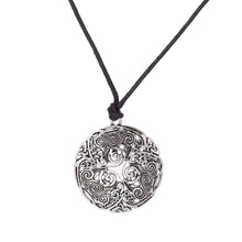 Load image into Gallery viewer, GUNGNEER Triskele Triskelion Celtic Knots Stainless Steel Pendant Necklace Jewelry Men Women