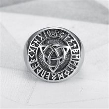 Load image into Gallery viewer, GUNGNEER Stainless Steel Irish Celtic Triquetra Trinity Knot Ring Jewelry Accessories Men Women