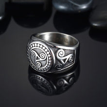Load image into Gallery viewer, GUNGNEER Celtic Triskele Triskelion Allison Stainless Steel Ring Jewelry for Men Women