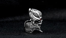 Load image into Gallery viewer, GUNGNEER Stainless Steel Gothic Biker Punk Skull Skeleton Finger Ring Halloween Jewelry