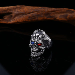 GUNGNEER Gothic Punk Crystal Skull Finger Ring Stainless Steel Jewelry Accessories Men Women