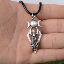 Load image into Gallery viewer, GUNGNEER Pagan Wicca Pentagram Pentacle Godness Girl Pendant Necklace Jewelry Amulet Talisman