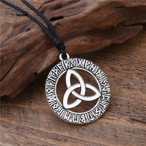 GUNGNEER Irish Viking Celtic Knot Triquetra Pendant Necklace Stainless Steel Jewelry Accessory