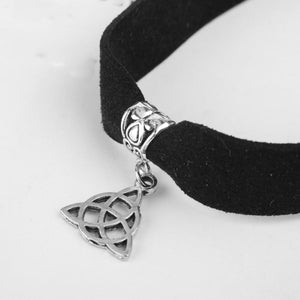 GUNGNEER Triquetra Trinity Celtic Knots Charm Choker with Key Chain Jewelry Set Women