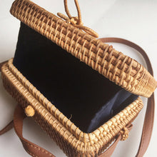 Load image into Gallery viewer, 2TRIDENTS Rectangle Rattan Bag for Women - Crossbody Handbag For Any Occasions Such As Beach, Party, Shopping And Dating (A)