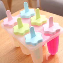 Load image into Gallery viewer, 2TRIDENTS Set of 3 Pcs Silicone Homemade Popsicles Mold Ice Cream Mold Maker for Summer (a)