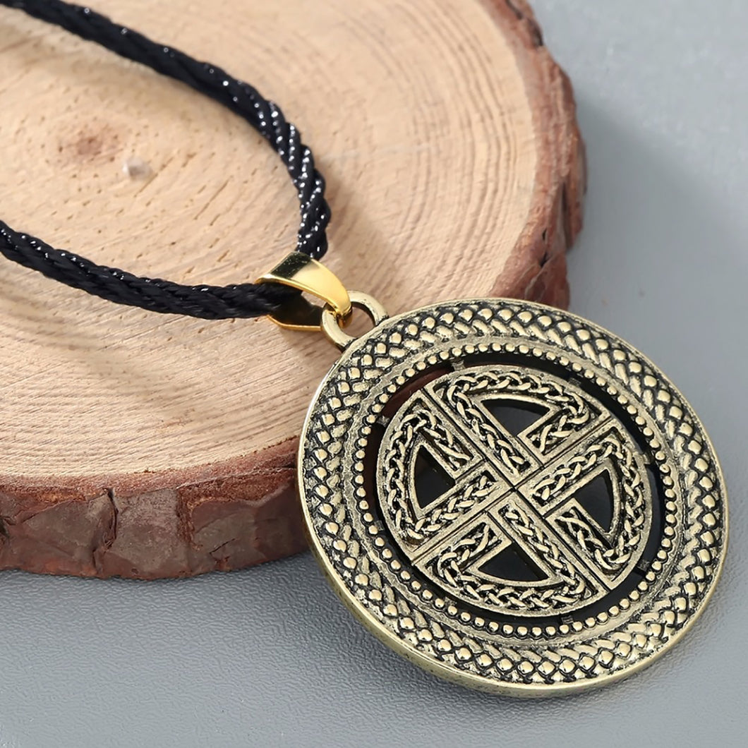 ENXICO Viking Shield Pendant Necklace with Celtic Knot Pattern ? Norse Scandinavian Viking Jewelry (Gold)