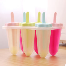 Load image into Gallery viewer, 2TRIDENTS Set of 3 Pcs Silicone Homemade Popsicles Mold Ice Cream Mold Maker for Summer (a)