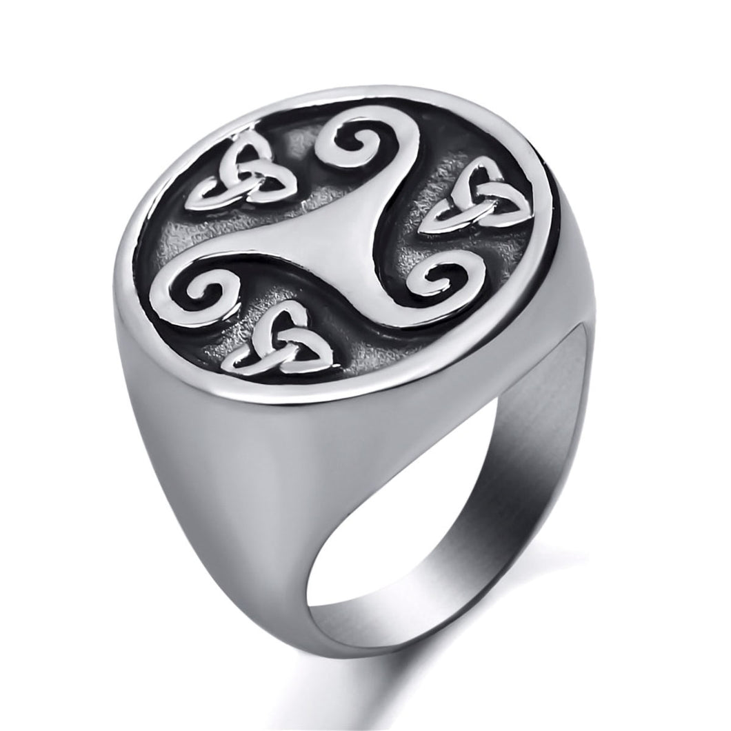 GUNGNEER Stainless Steel Celtic Knot Triskele Ring Amulet Jewelry Accessories for Men Women