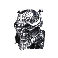 Load image into Gallery viewer, GUNGNEER Stainless Steel Gothic Biker Punk Skull Skeleton Finger Ring Halloween Jewelry
